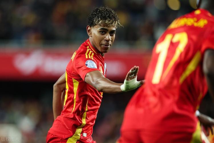 萨里：我们赢米兰是合理的；因西涅就像我儿子，俱乐部会决定（萨里：击败米兰合情合理；因西涅如我儿子，去留由俱乐部决定）